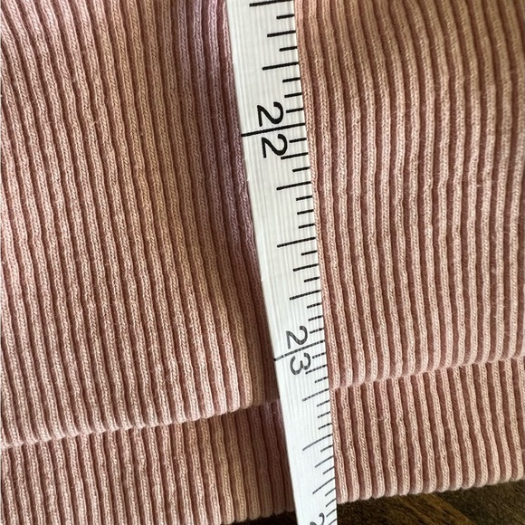 Columbia Women's Pink Hoodie, size medium, EUC, outdoor, sportswear, casual - Picture 6 of 7